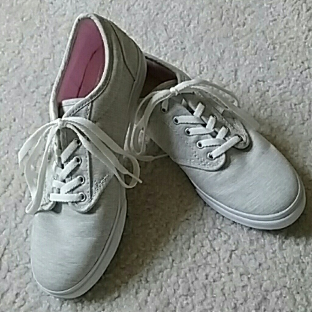 Gray Vans size 6